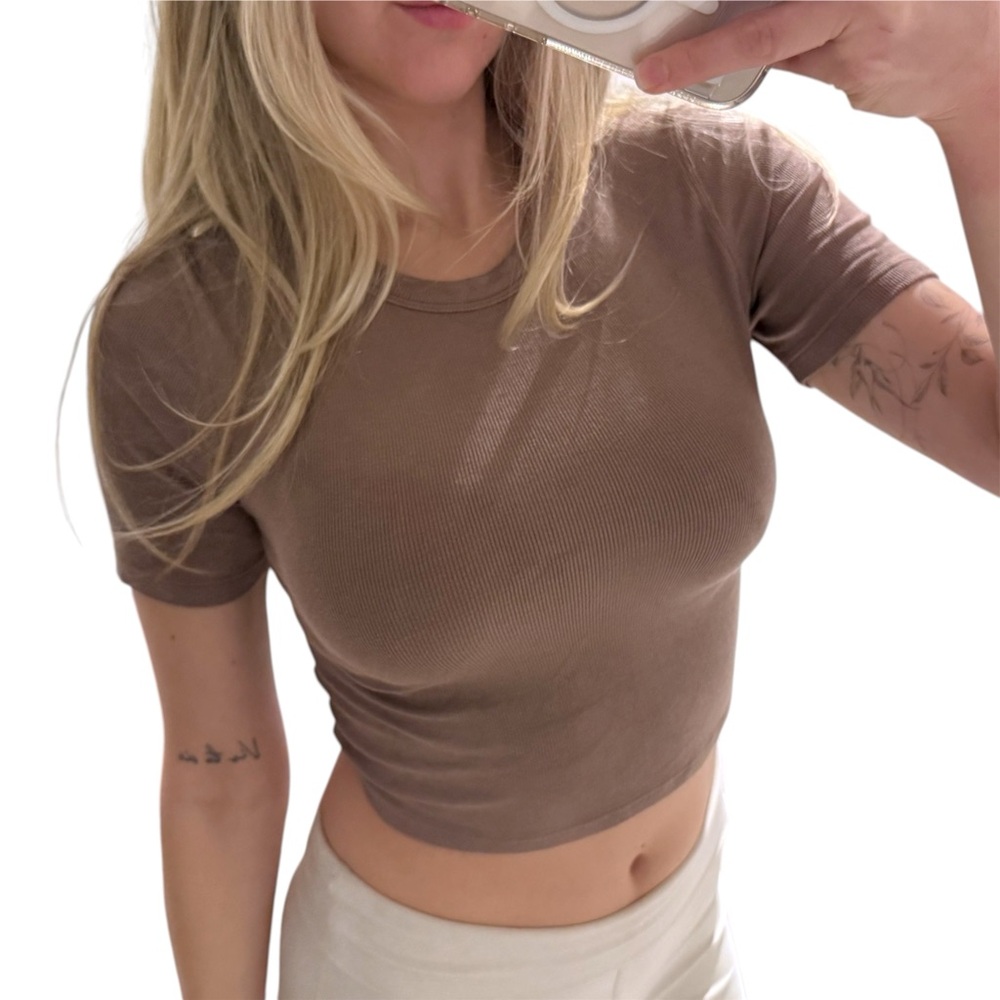 Lululemon Cropped Ribbed Short Sleeve T-Shirt